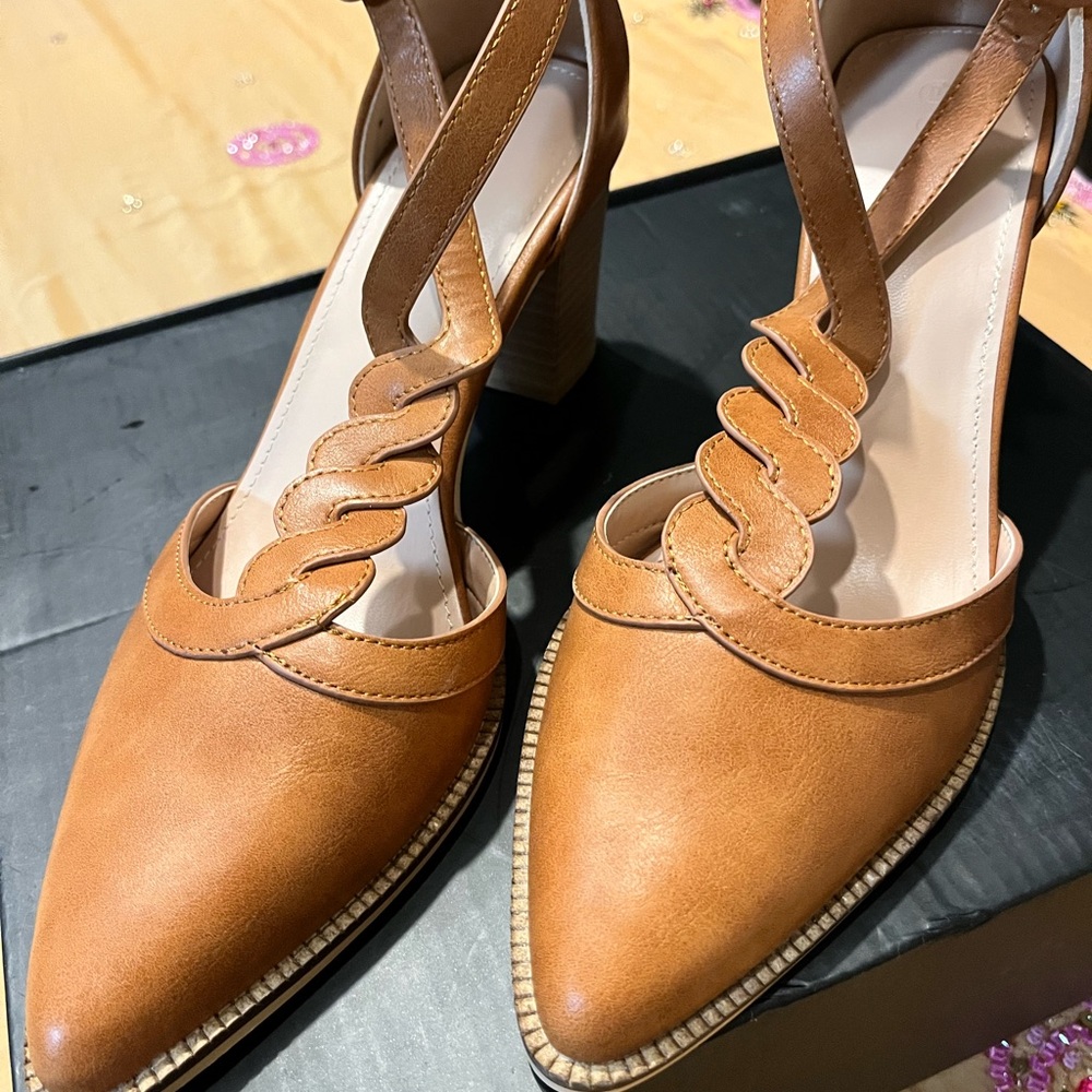 Elegant Tan Women's Heels
